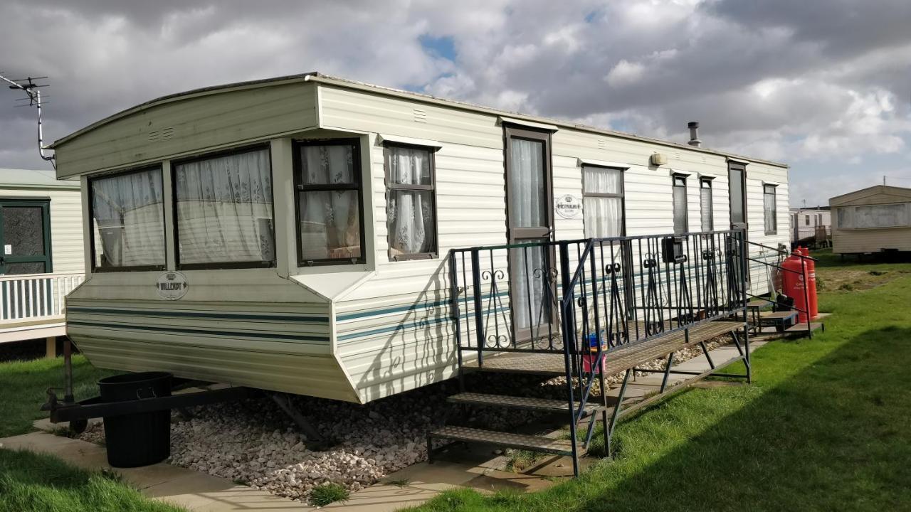 8 Berth On Coral Beach Hotel Ingoldmells Exterior photo
